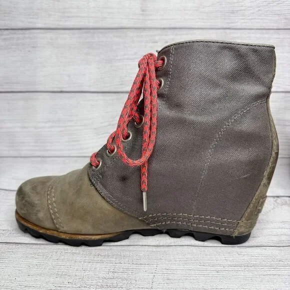 Sorel 1964 Premium Wedge Boots size 9 Canvas Leather Lace Up Waterproof Boots - Picture 3 of 6